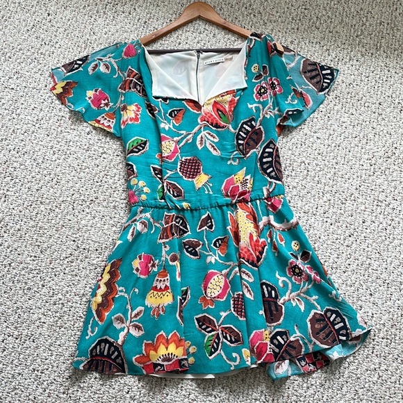 Alice + Olivia Dresses & Skirts - Alice and Olivia Dress